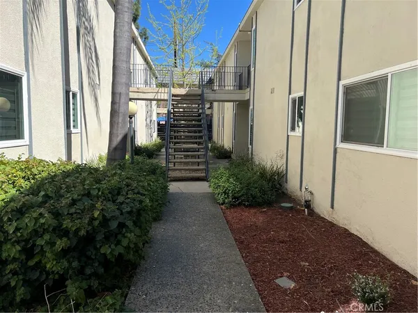 $3,295 | 265 North Oakland Avenue, Unit 7, Pasadena, CA 91101