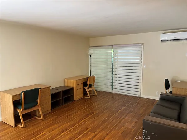 $3,295 | 265 North Oakland Avenue, Unit 7, Pasadena, CA 91101