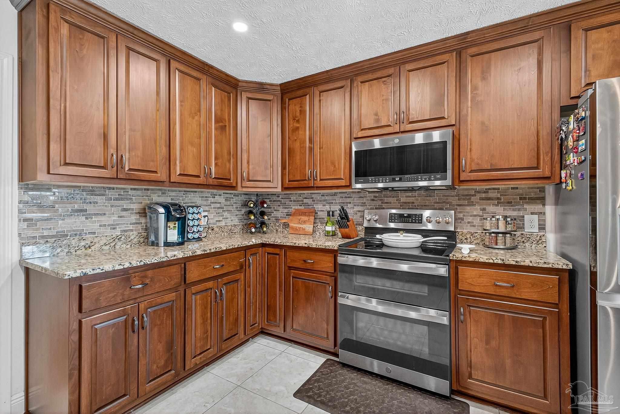 10051 Bristol Park Road Cantonment, FL 32533 - Photo 10 of 59