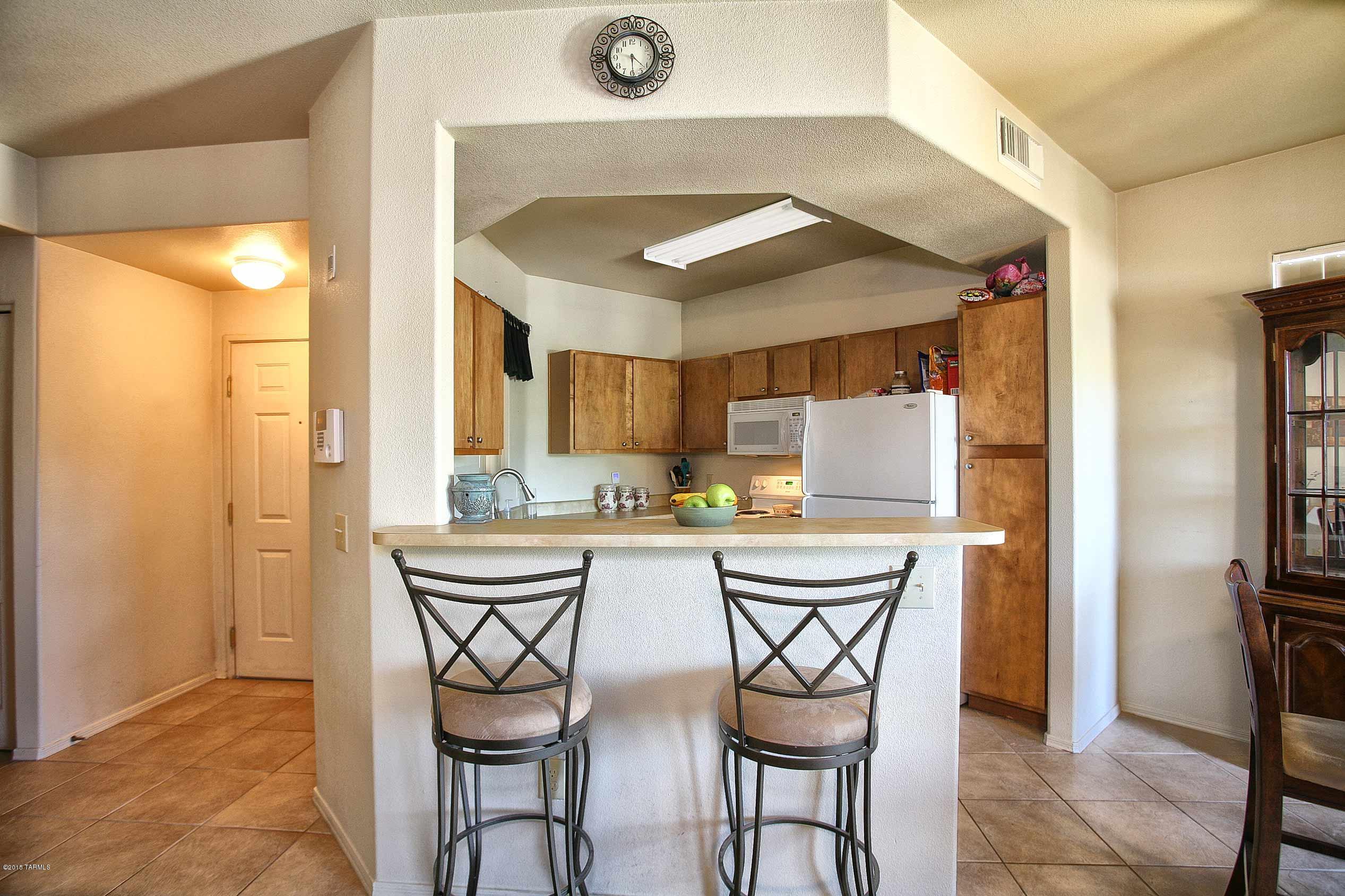 2550 East River Road, Unit 20204 Tucson, AZ 85718 - Photo 3 of 10