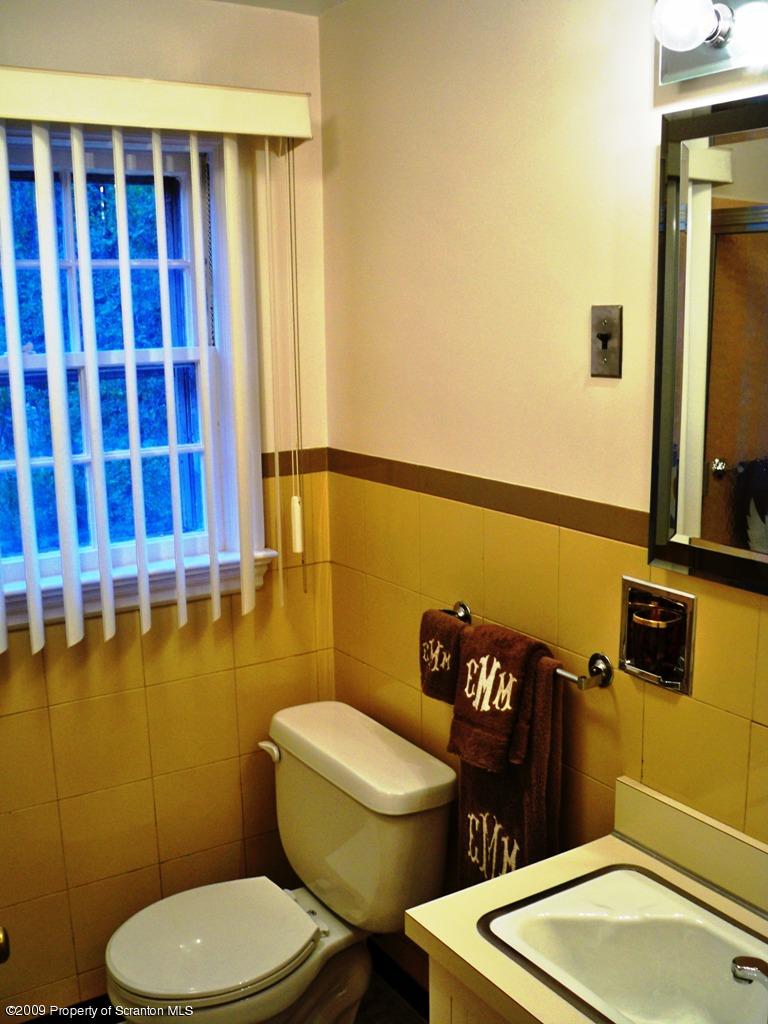 601 Glenburn Road Clarks Summit, PA 18411 - Photo 19 of 29 Gallery Image 19
