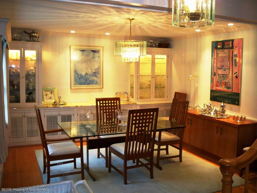 601 Glenburn Road Clarks Summit, PA 18411 - Photo 2 of 29 Gallery Image 2