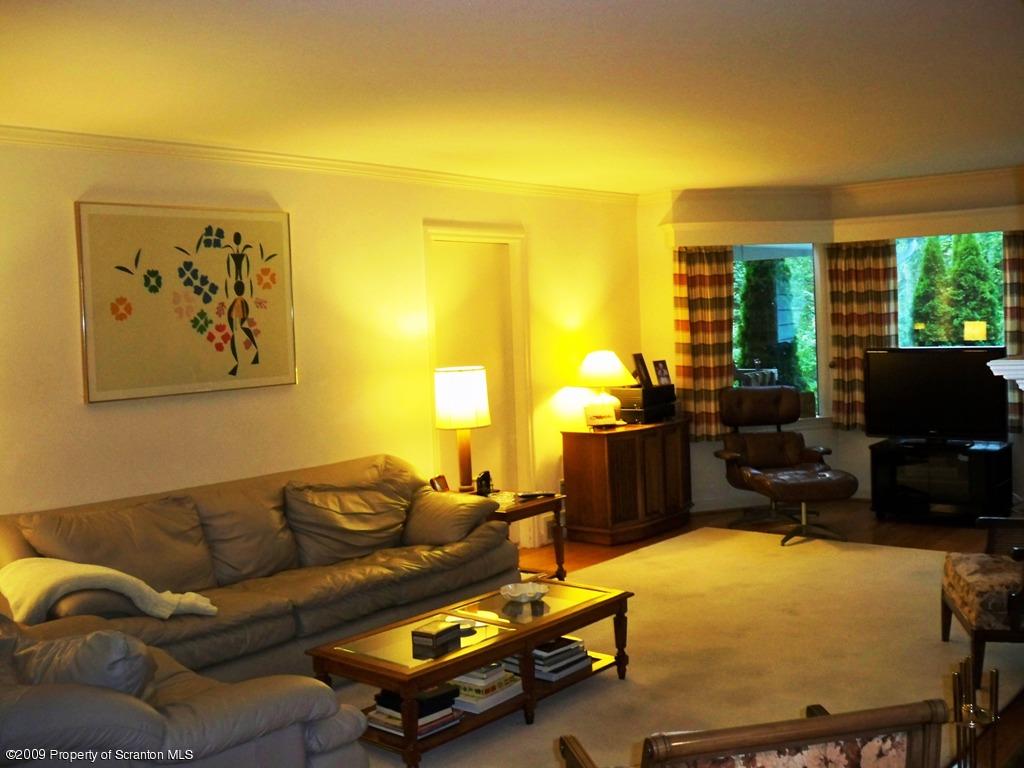 601 Glenburn Road Clarks Summit, PA 18411 - Photo 10 of 29 Gallery Image 10
