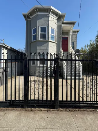 $688,888 | 2416-2414 Linden Street, Oakland, CA 94607