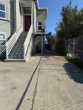 $688,888 | 2416-2414 Linden Street, Oakland, CA 94607