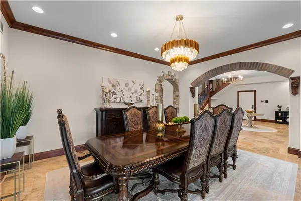 $1,900,000 | 2343 North 600 Road, Edgerton, KS 66021