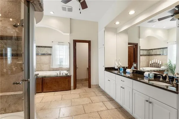 $1,900,000 | 2343 North 600 Road, Edgerton, KS 66021