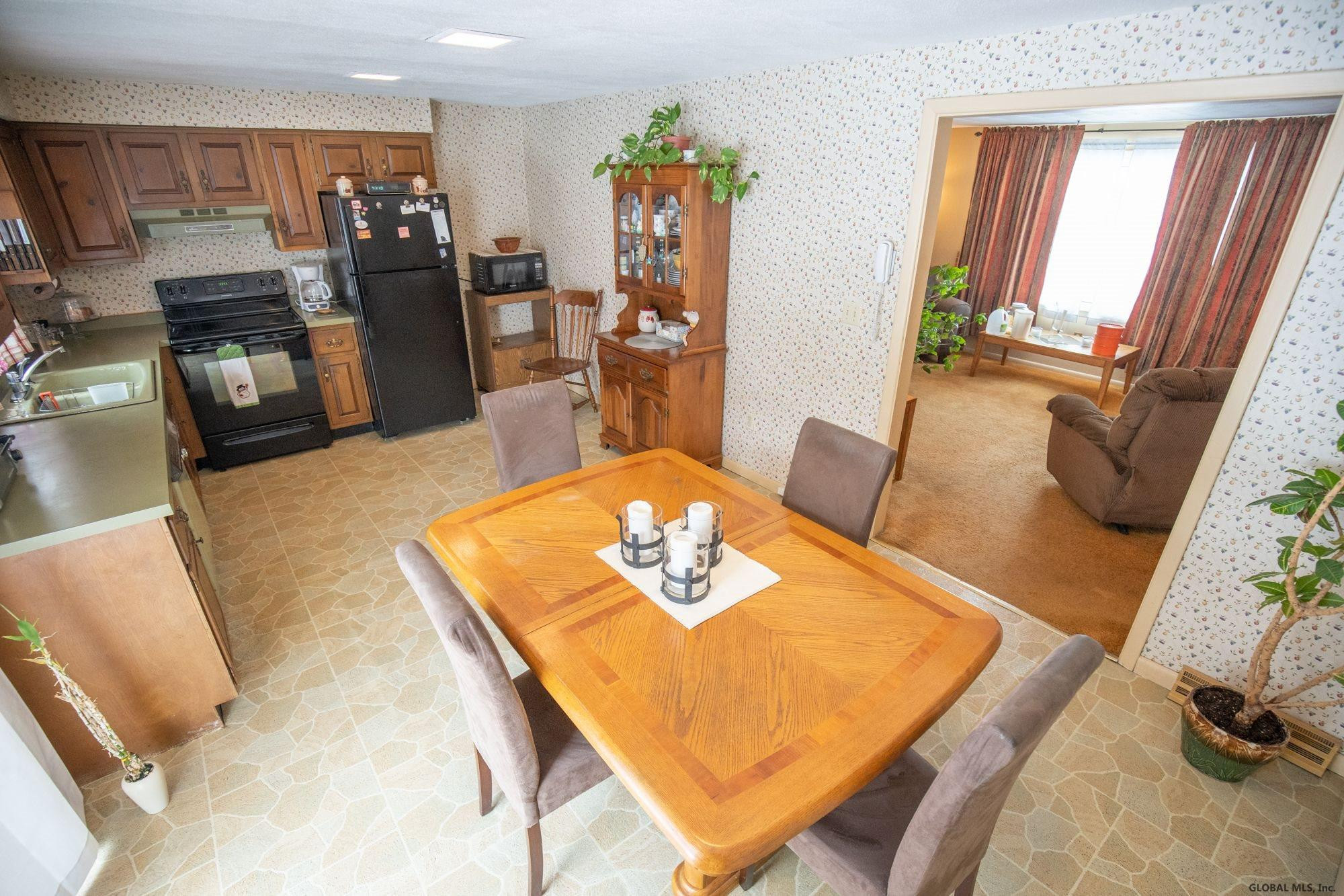 15 Fieldview Road Queensbury, NY 12804 - Photo 8 of 24 Photo 8