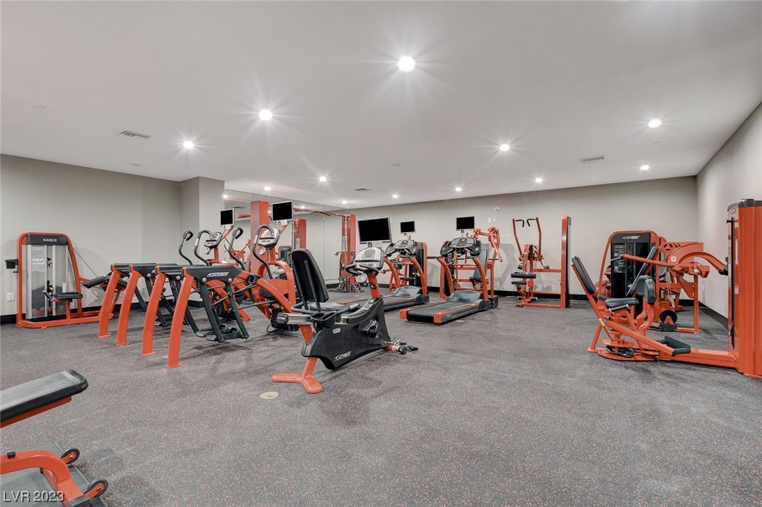 360 East Desert Inn Road, Unit 801 Las Vegas, NV 89109 - Photo 43 of 44 Work out area.
