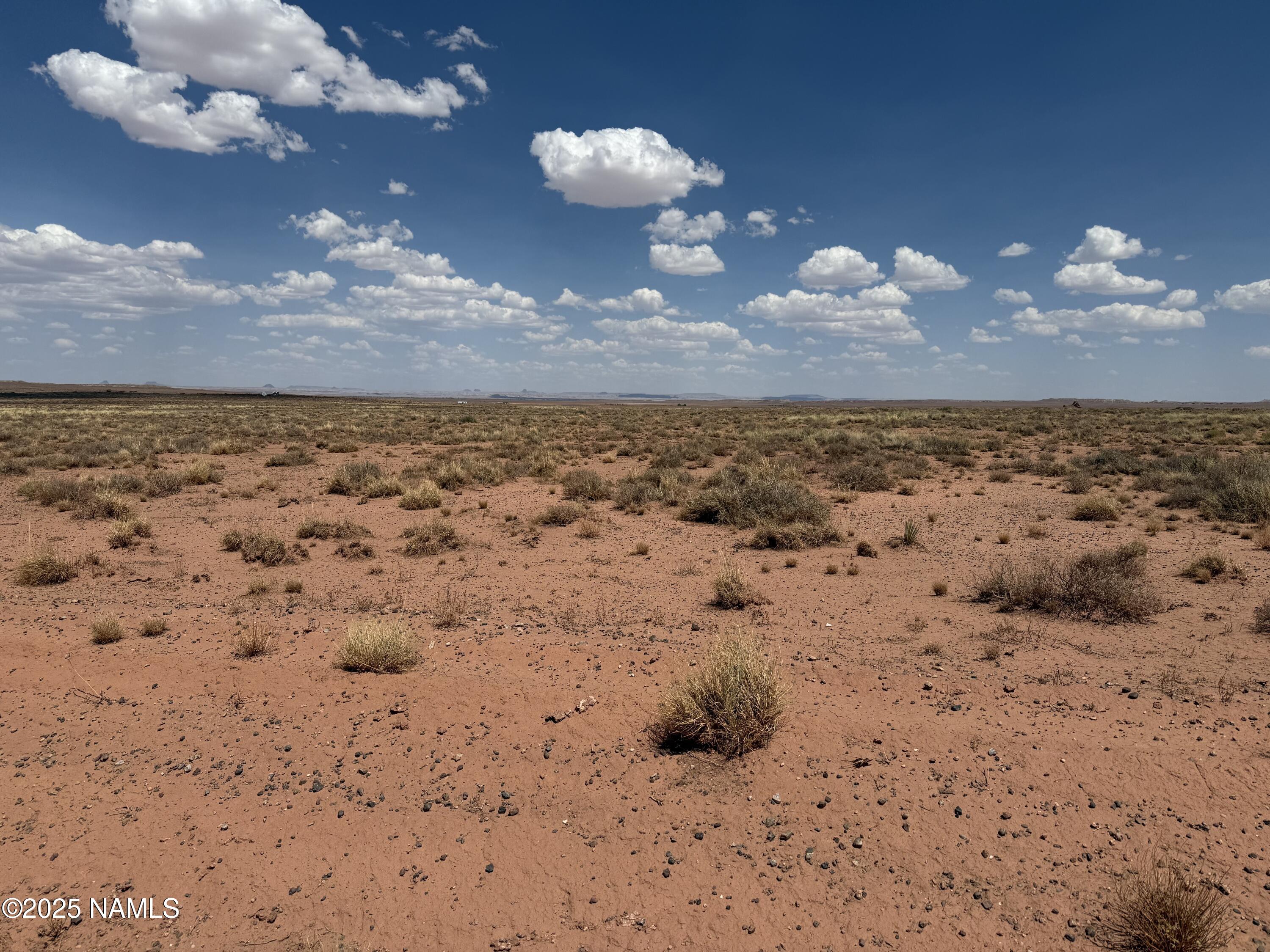 8876 Hunt Road Leupp, AZ 86035 - Photo 2 of 3 a view of a dry yard
