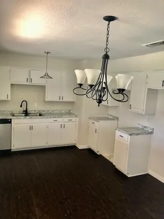 $1,850 | 409 North Cedar Street, Springtown, TX 76082