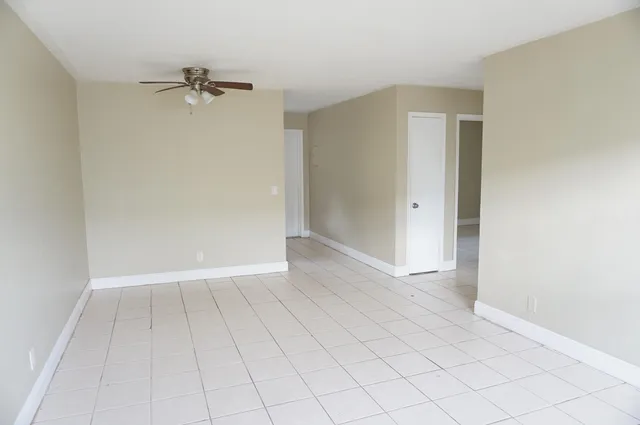 $1,600 | 1601 West 37th Street, Unit 4, Riviera Beach, FL 33404