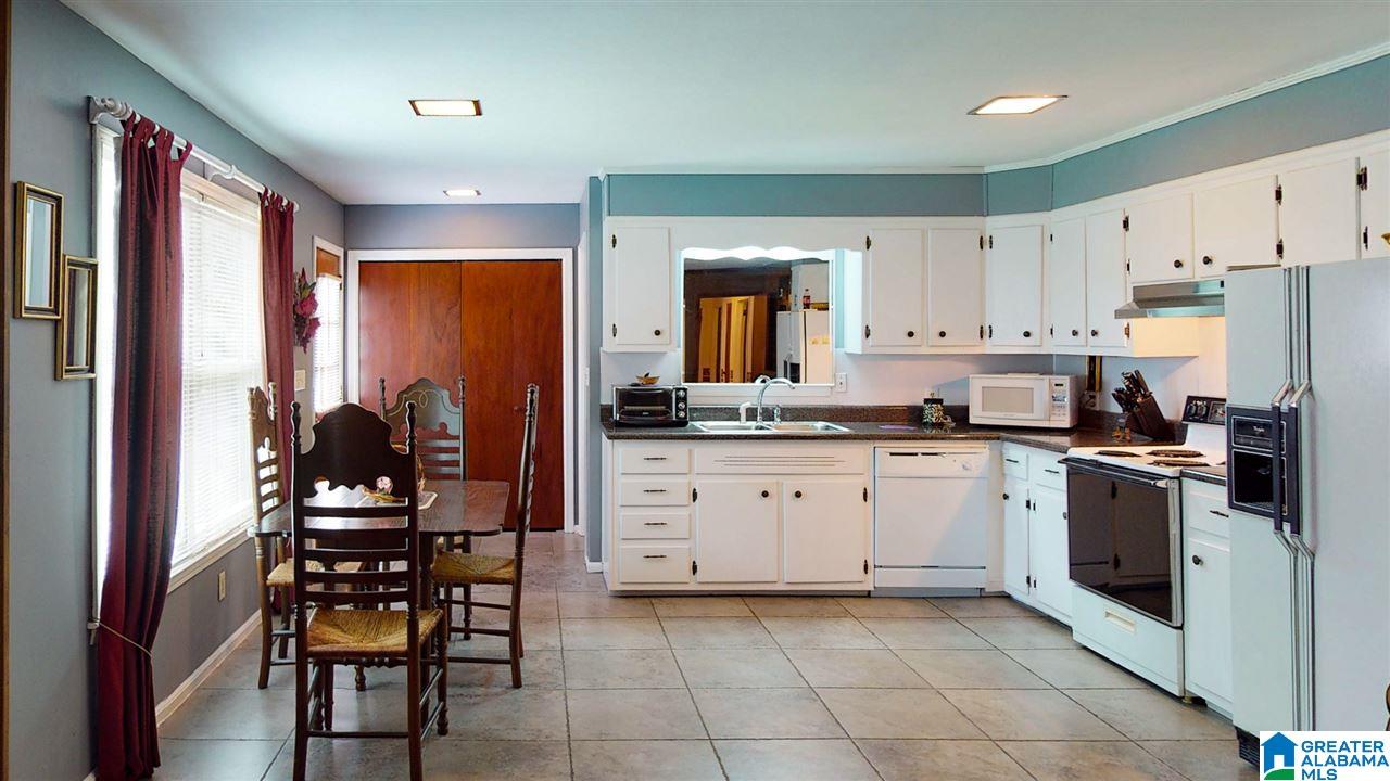 7023 Self Road Pinson, AL 35126 - Photo 11 of 36