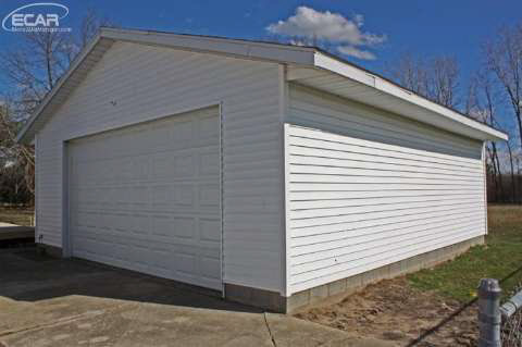 5796 East Burt Road Birch Run, MI 48415 - Photo 13 of 15 20435245-12.JPG