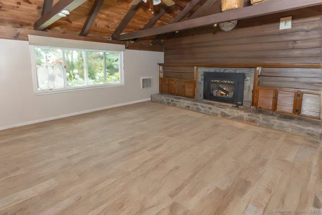 $419,900 | 46 Hemlock Drive, Deep River, CT 06417