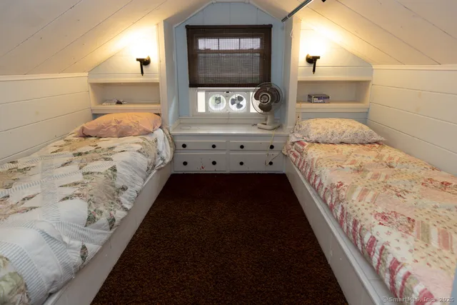 $419,900 | 46 Hemlock Drive, Deep River, CT 06417