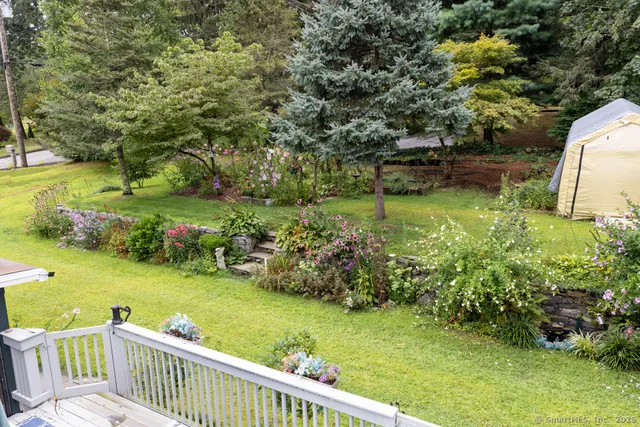 $419,900 | 46 Hemlock Drive, Deep River, CT 06417