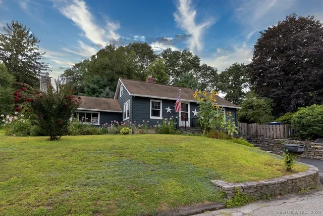 $419,900 | 46 Hemlock Drive, Deep River, CT 06417