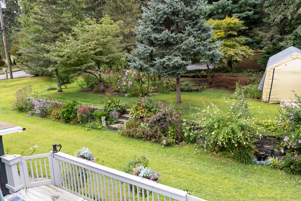 46 Hemlock Drive Deep River, CT 06417 - Photo 7 of 40