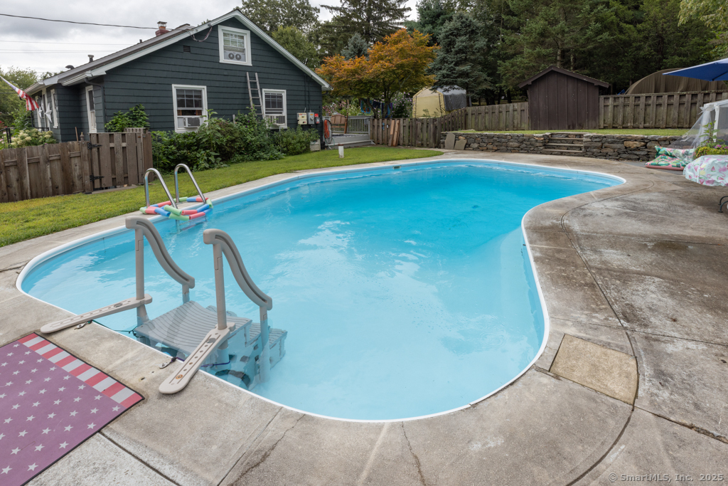 46 Hemlock Drive Deep River, CT 06417 - Photo 10 of 40