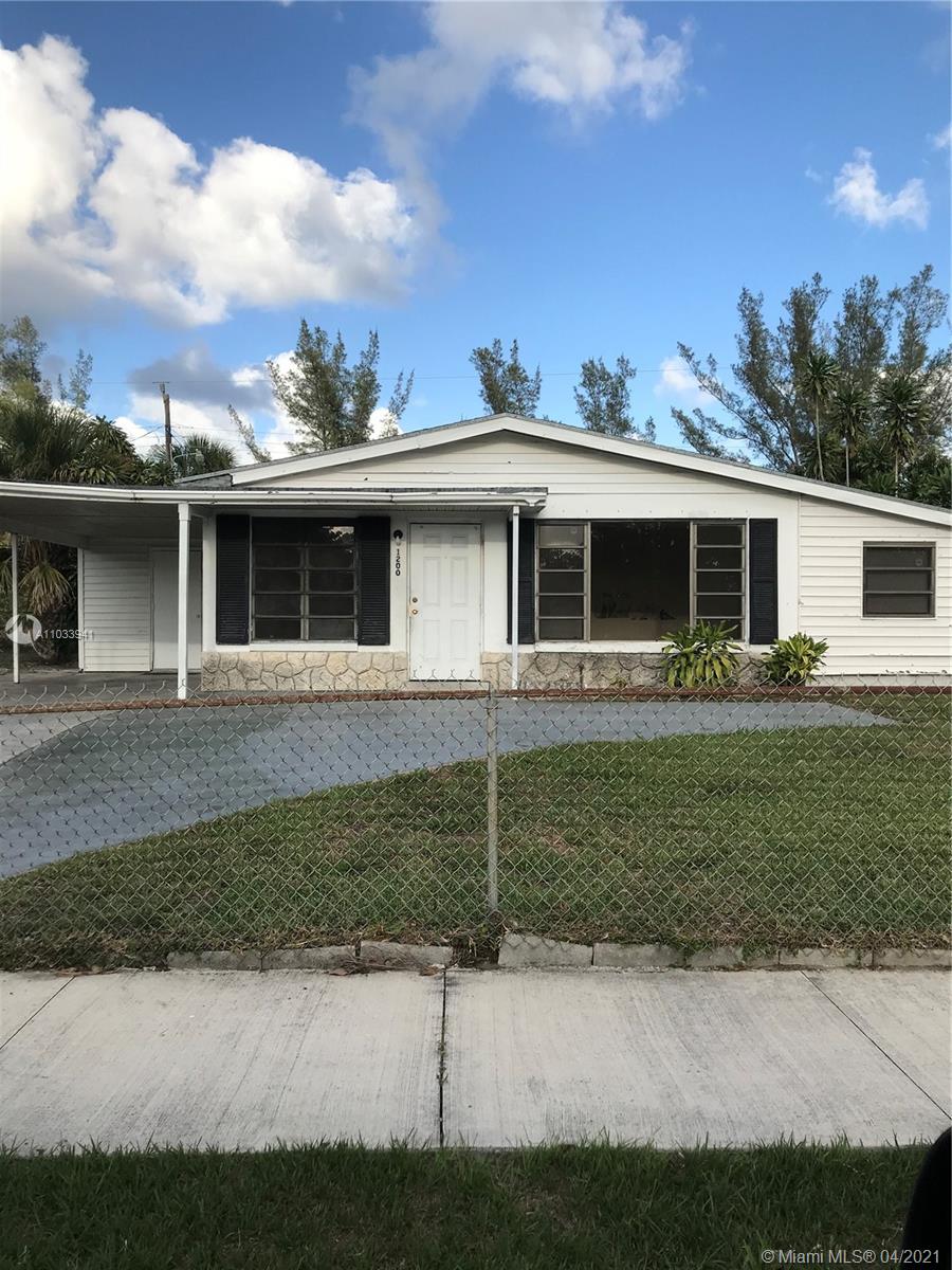 1200 Avenue R Riviera Beach, FL 33404 - Photo 2 of 18 Gallery Image 2
