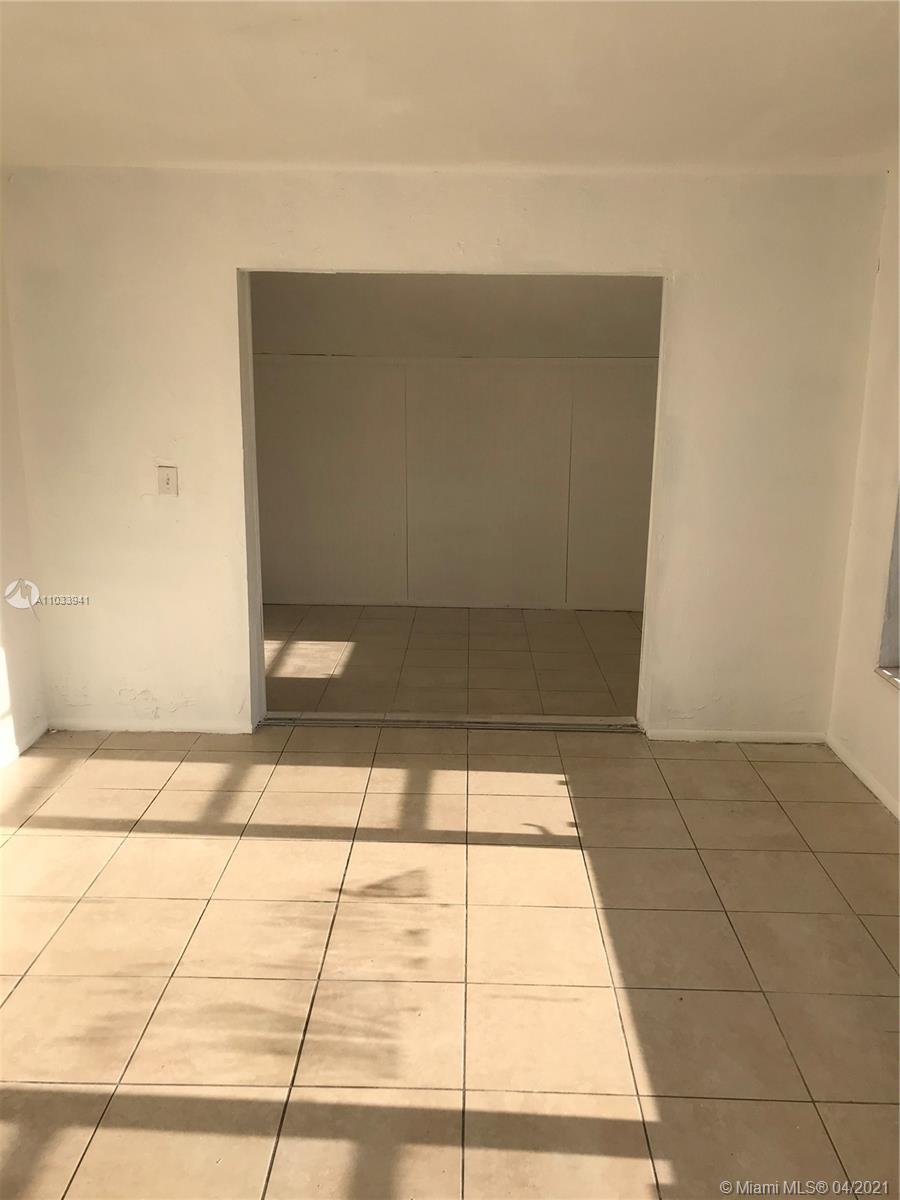 1200 Avenue R Riviera Beach, FL 33404 - Photo 4 of 18 Gallery Image 4