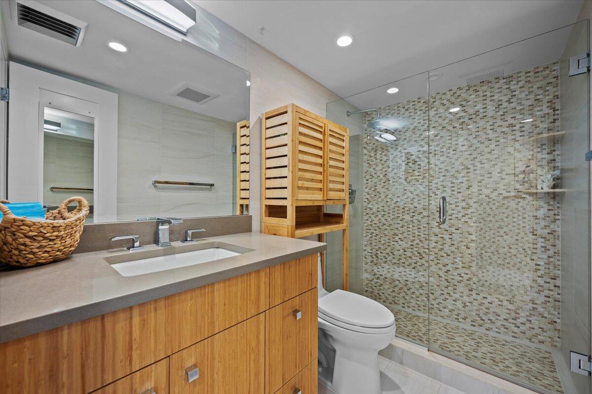 200 Ocean Trail Way, Unit 604 Jupiter, FL 33477 - Photo 20 of 44 2nd Bathroom