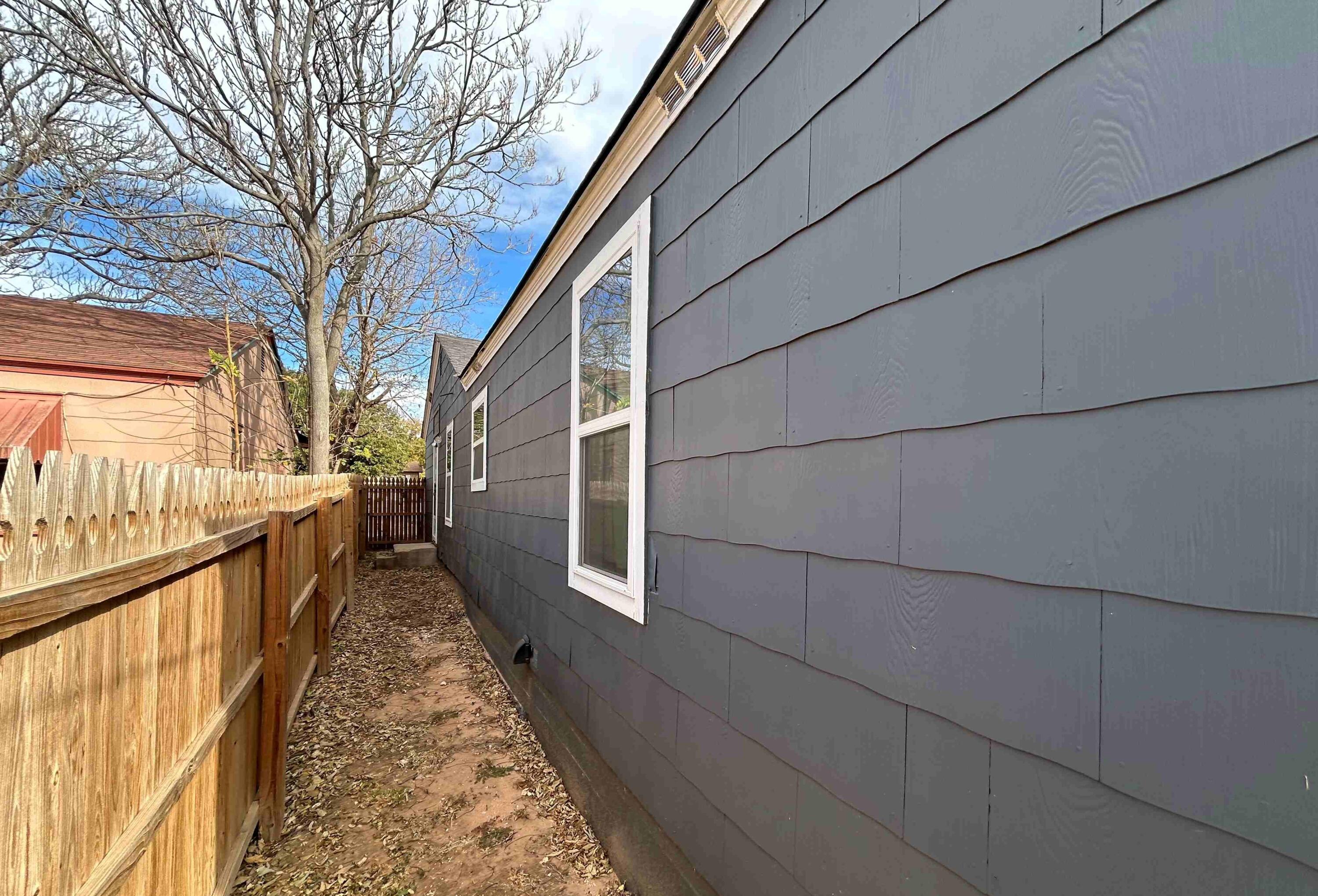 2221 39th Street Lubbock, TX 79412 - Photo 15 of 17 IMG_1138