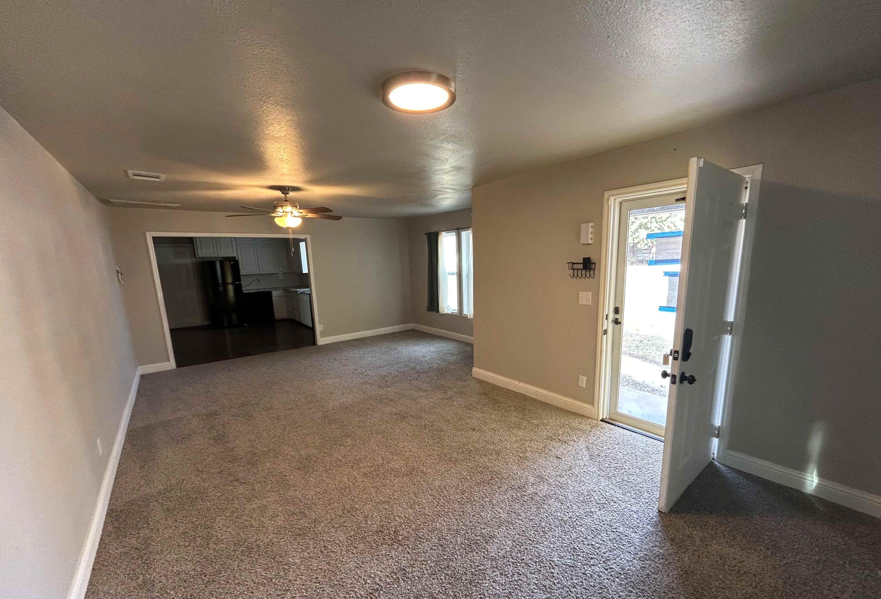 2221 39th Street Lubbock, TX 79412 - Photo 2 of 17 IMG_1142