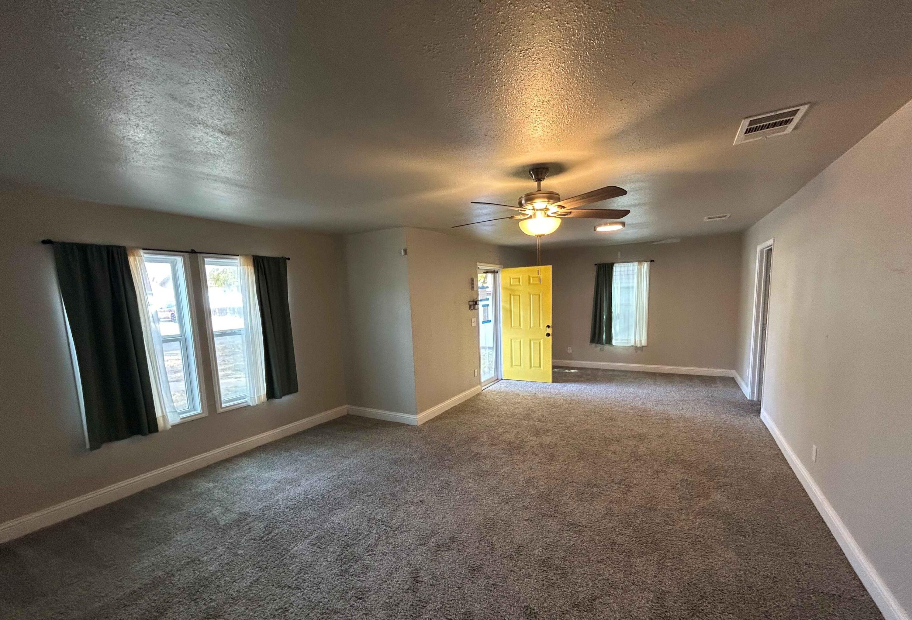 2221 39th Street Lubbock, TX 79412 - Photo 3 of 17 IMG_1143