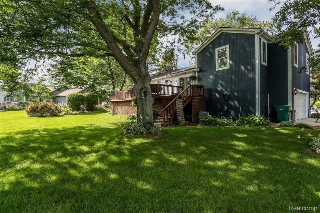2623 Quail Run Street Rochester, MI 48306 - Photo 29 of 32 2623 Quail Run St Rochester MI-large-026-2-2623 quail run street-1500x1000-72dpi.jpg