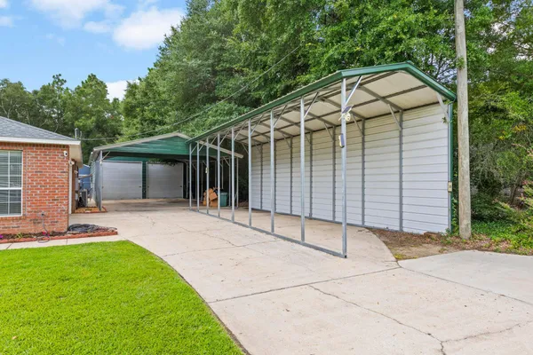 $529,900 | 1177 Blackberry Circle, Baker, FL 32531