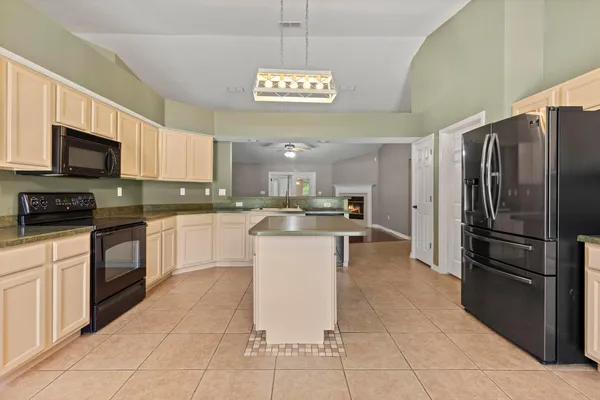 $529,900 | 1177 Blackberry Circle, Baker, FL 32531