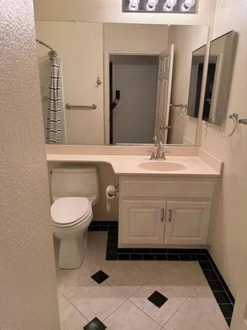 $425,000 | 3350 Spring Garden Drive, Turlock, CA 95382