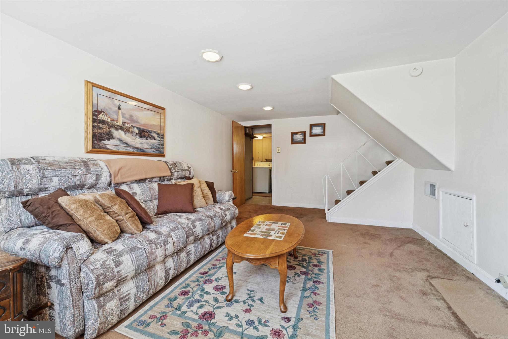 701 Cambridge Road Brookhaven, PA 19015 - Photo 15 of 25