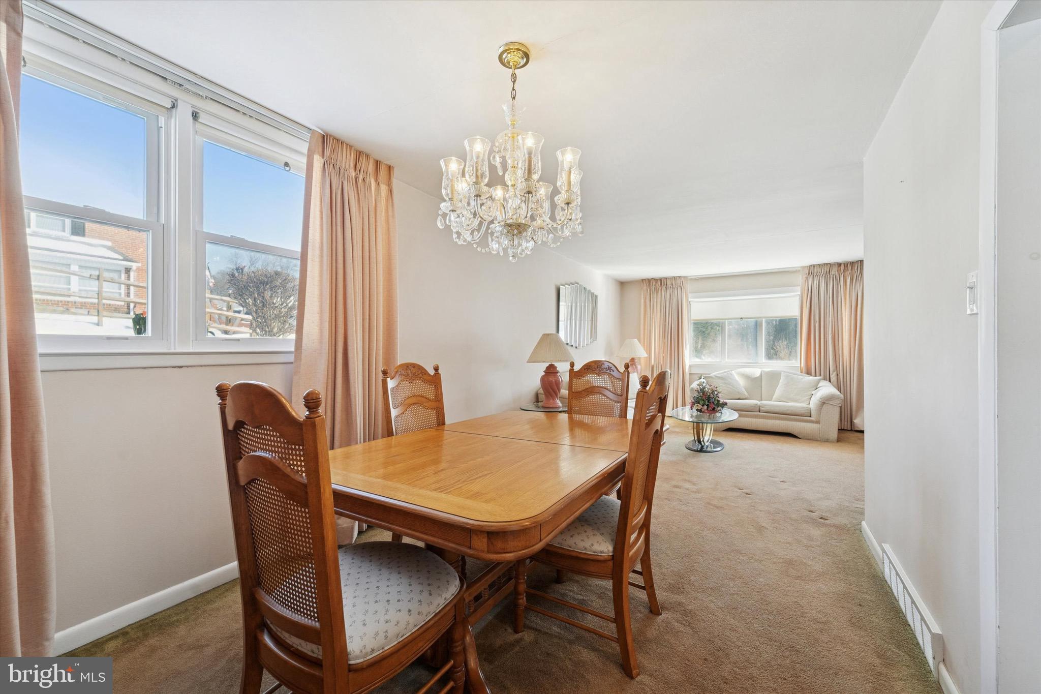 701 Cambridge Road Brookhaven, PA 19015 - Photo 3 of 25