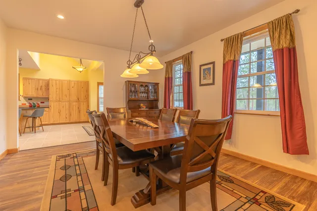 $760,000 | 20701 West South Bank Road, Nine Mile Falls, WA 99026