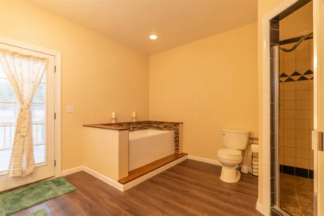 $760,000 | 20701 West South Bank Road, Nine Mile Falls, WA 99026