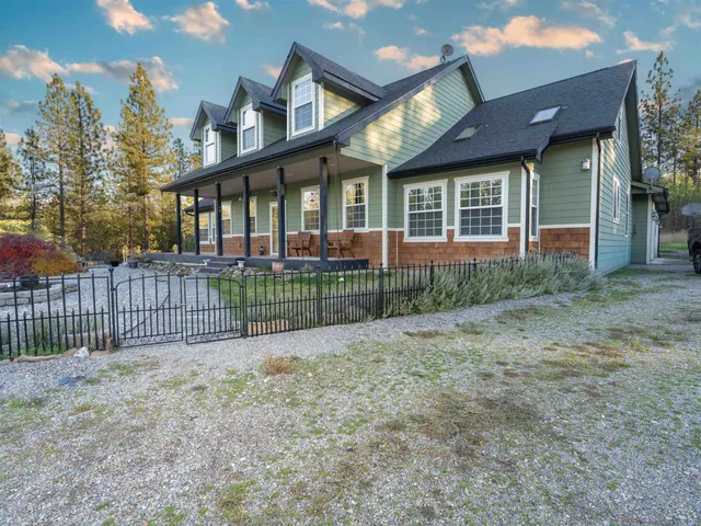 $760,000 | 20701 West South Bank Road, Nine Mile Falls, WA 99026