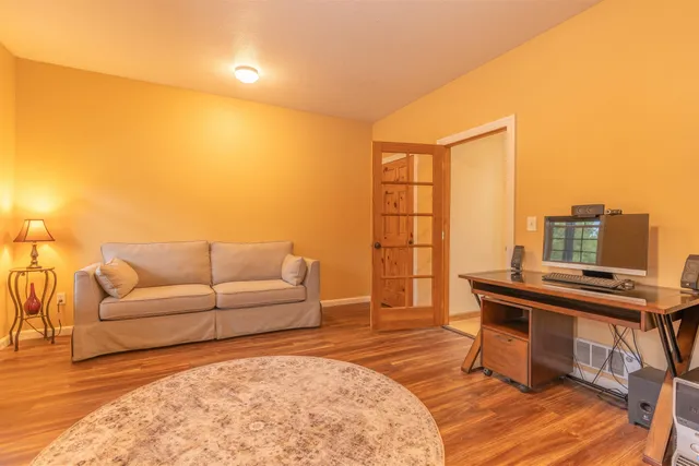 $760,000 | 20701 West South Bank Road, Nine Mile Falls, WA 99026