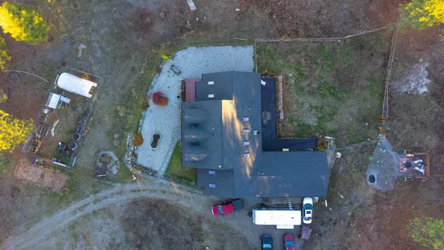 $760,000 | 20701 West South Bank Road, Nine Mile Falls, WA 99026