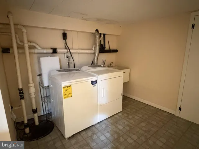 $264,900 | 902 Kiner Avenue, Lebanon, PA 17042