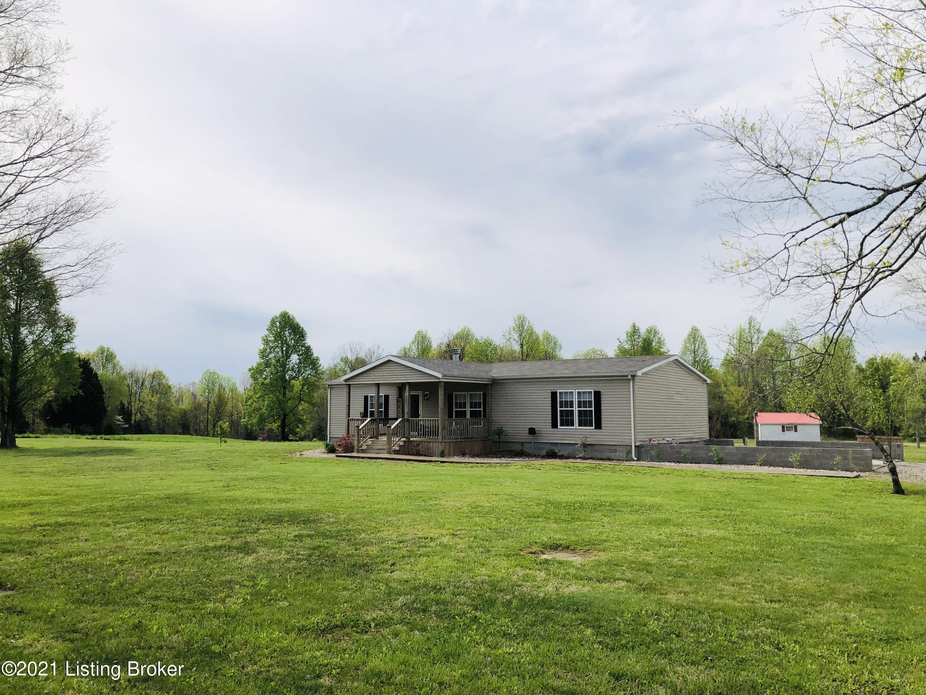 5783 Bowling Green Road Caneyville, KY 42721 - Photo 3 of 56 Front