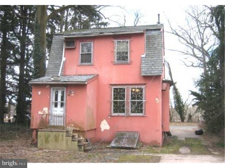 2012 Riverside Drive Trenton, NJ 08618 - Photo 11 of 14 Exterior Back