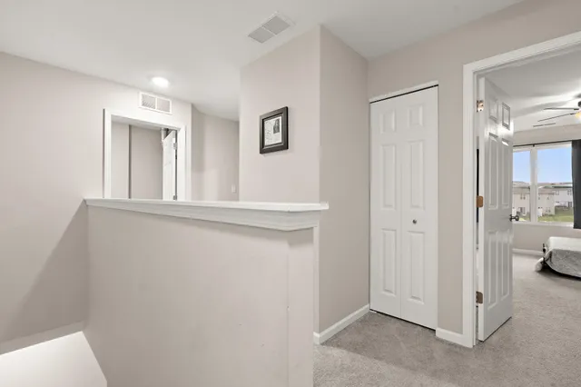a view of livingroom with furniture