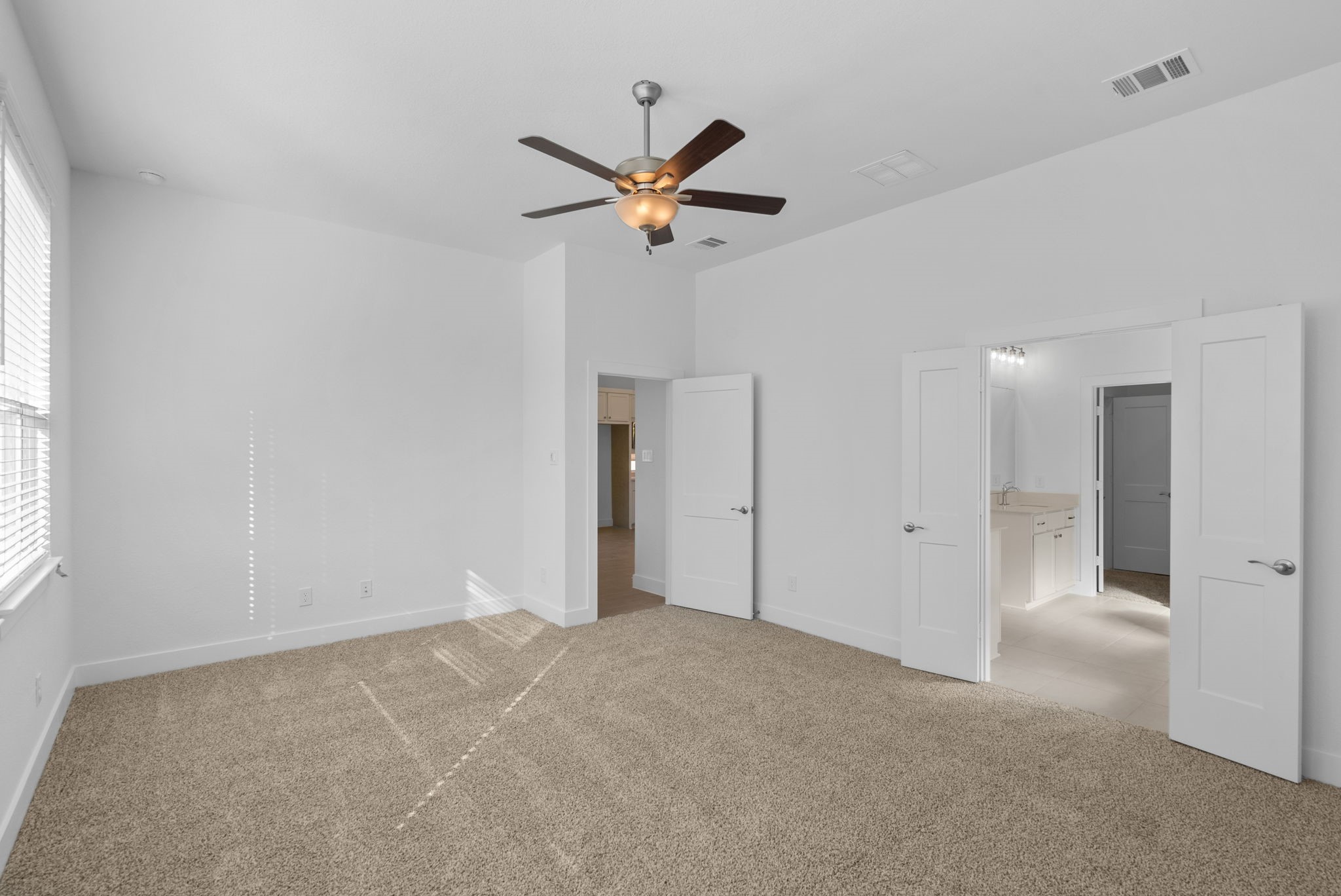 333 Gambels Quail Road Waller, TX 77484 - Photo 14 of 36