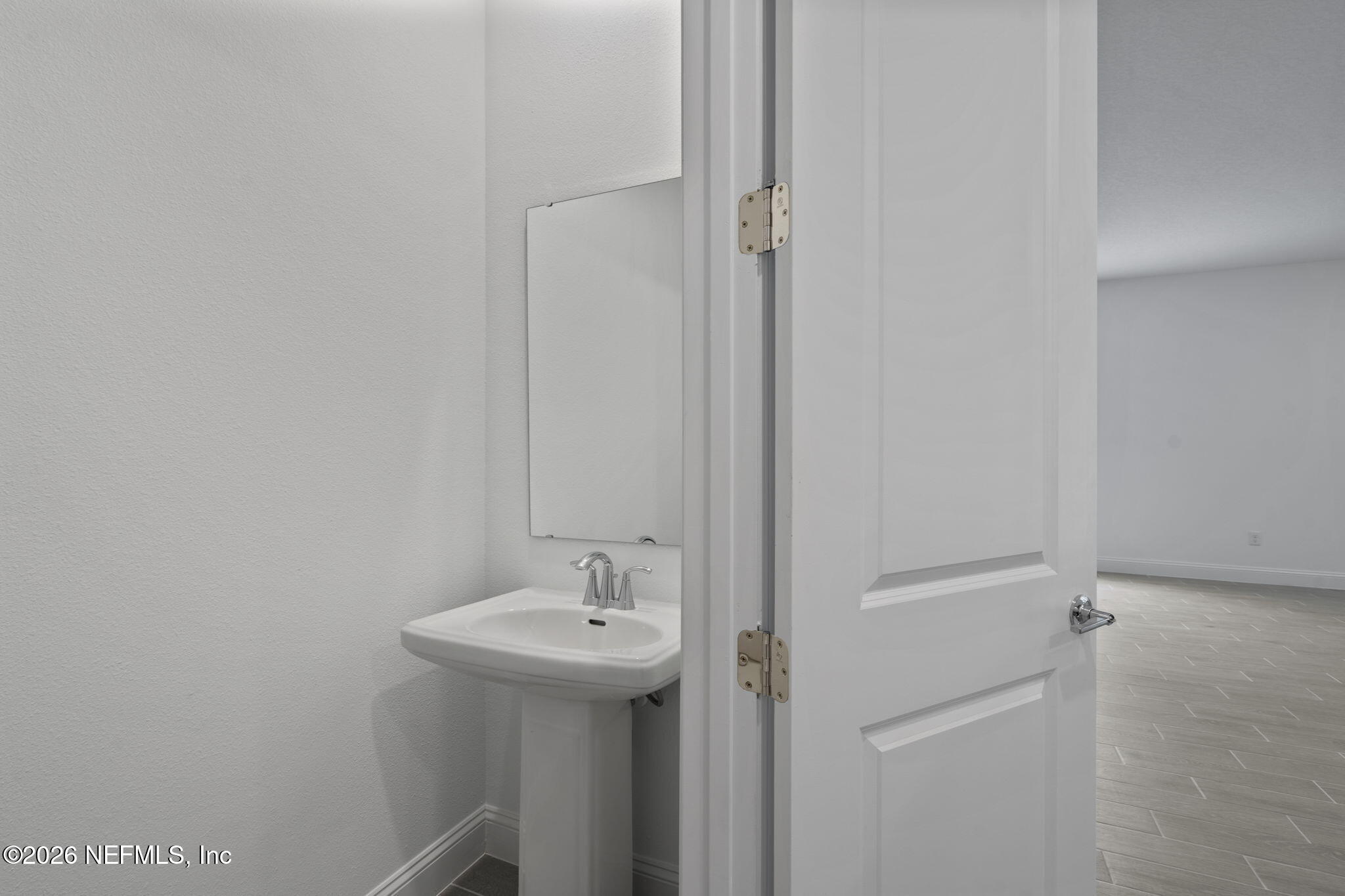 76101 Estuary Way Yulee, FL 32097 - Photo 25 of 47 Downstairs Bath