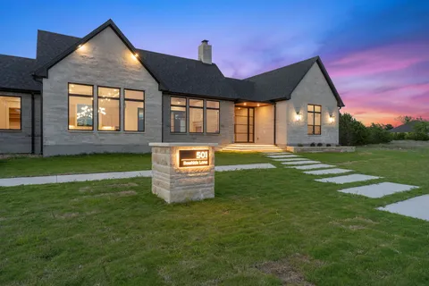 $1,099,990 | 501 Rawhide Lane, Florence, TX 76527