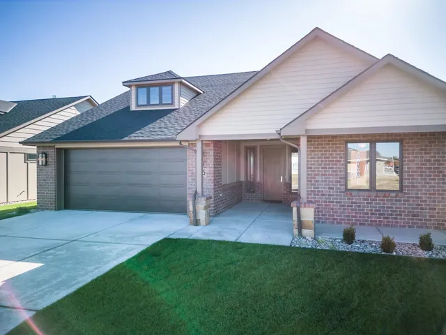 $485,000 | 1505 South Dove Place, Goddard, KS 67052