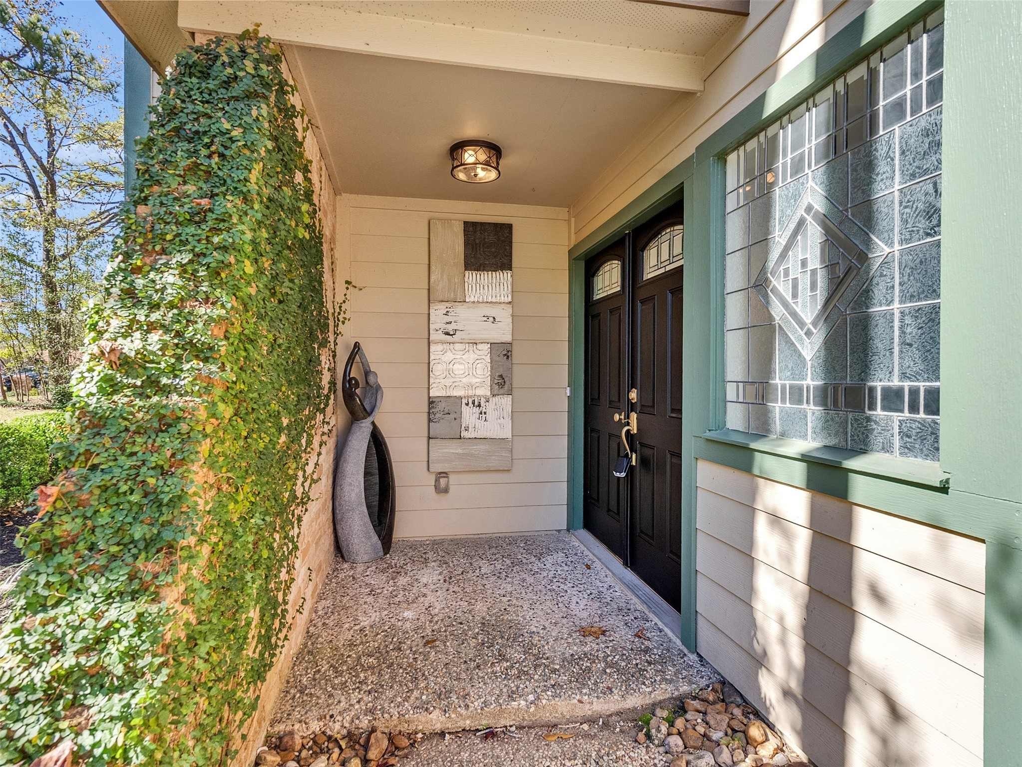 6510 Knollview Drive Spring, TX 77389 - Photo 2 of 43 a view of a entryway door front of house